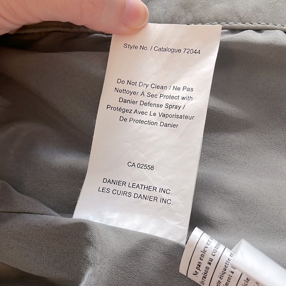 Danier Leather/Suede Nubuck Moto Biker Jacket - Picture 9 of 16